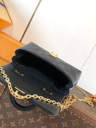g-652508